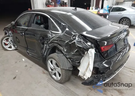 2022 Audi A3 Premium 40 Tfsi Front-Wheel Drive S Tronic z USA, uszkodzony, nr VIN WAUAUDGY4NA026756